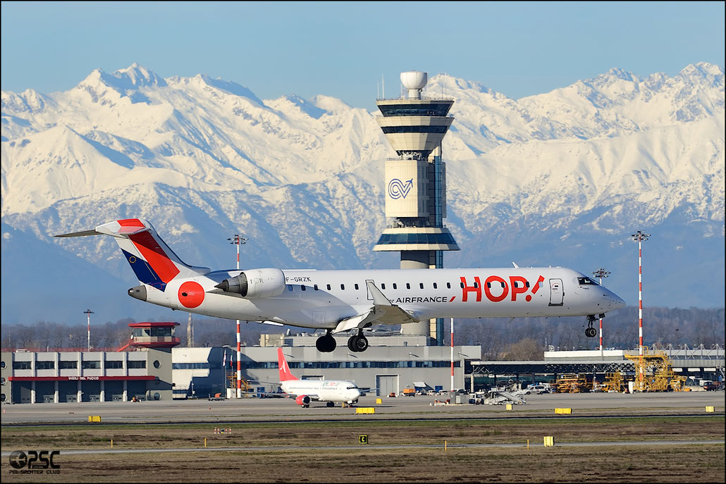 F-GRZK CRJ701 10198 HOP! @ Milano Malpensa Airport 25.01.2014 © Piti Spotter Club Verona