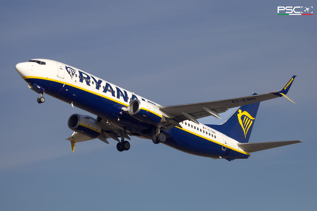 EI-EMN Boeing 737-8AS 38515 3286 cfm56-7B26  Ryanair 2010 @ Verona Villafranca 12 2025 © Piti Spotter Club Verona