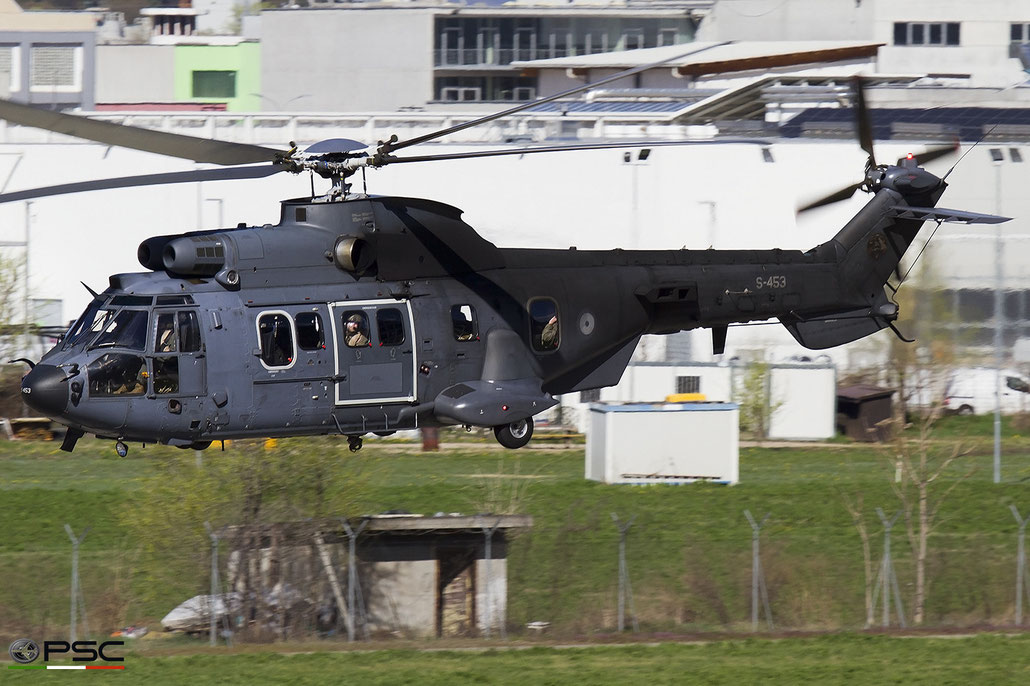 S-453  AS532U2 2453 300sq @ Aeroporto di Bolzano 04 2025 © Piti Spotter Club Verona