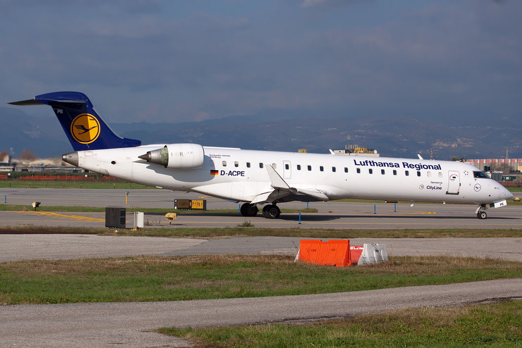 Canadair Regional Jet - MSN 10027 - D-ACPE  @ Aeroporto di Verona © Piti Spotter Club Verona