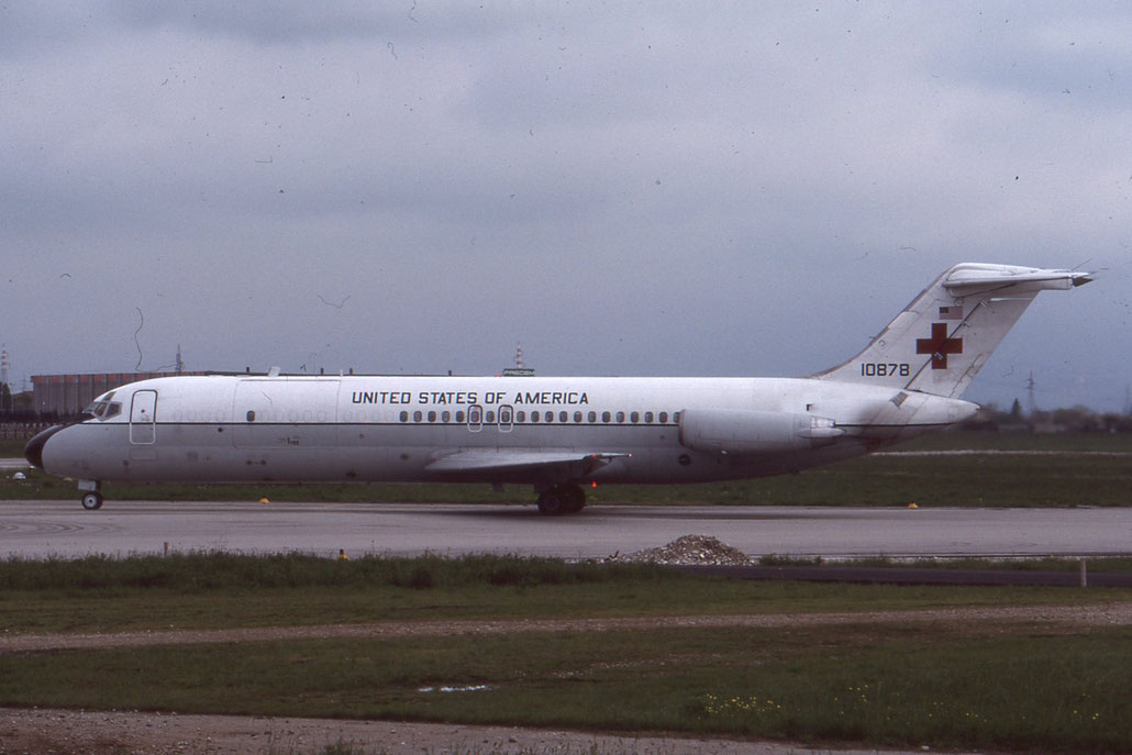 71-0878   C-9A  47536/659 @ Aeroporto di Verona   © Piti Spotter Club Verona