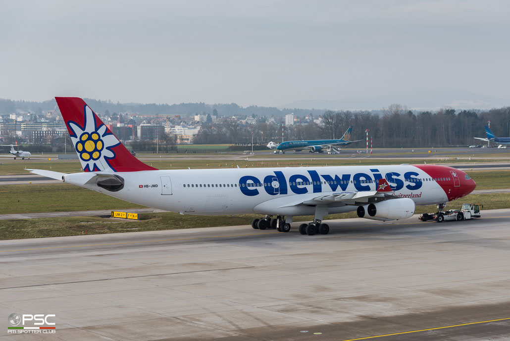 HB-JMD  A340-313E  556  Edelweiss Air  @ Zurich 2019 © Piti Spotter Club Verona 