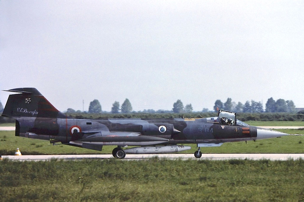 Gli F-104 del Terzo Stormo: 3-04 -  @ Aeroporto di Verona   © Piti Spotter Club Verona