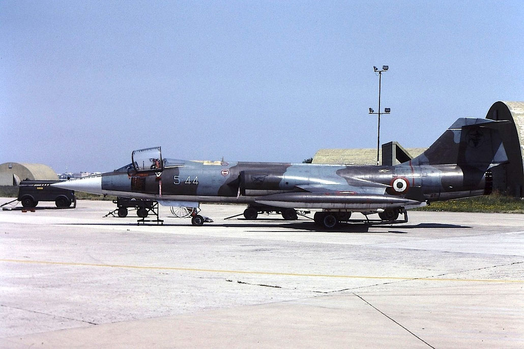 MM6881 4-59 F-104S-ASA-M 1181 Grazzanise (CE