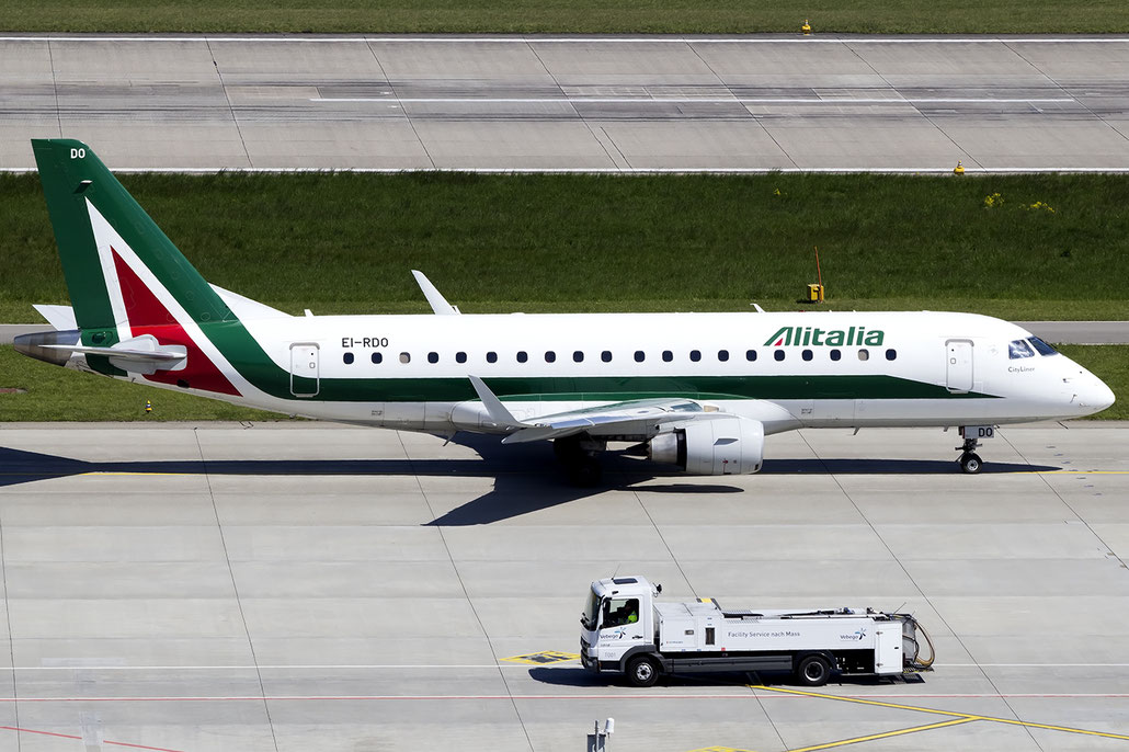 EI-RDO ERJ175STD 17000348 Alitalia CityLiner @ Zurigo Airport 05.2016 © Piti Spotter Club Verona