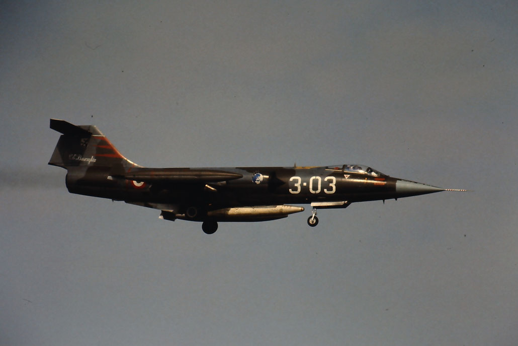 Gli F-104 del Terzo Stormo: 3-03 -  @ Aeroporto di Verona   © Piti Spotter Club Verona