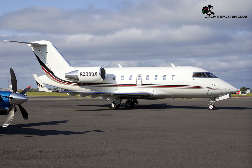 N208QS  CL-650  6056  NetJets  @ Reykjavik 08.2019 © Piti Spotter Club Verona 