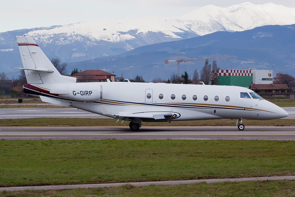 G-OIRP G200 142