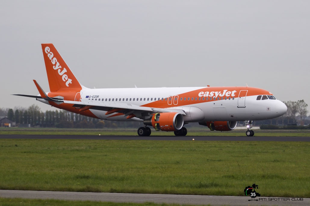 G-EZOR A320-214 6675 EasyJet Airline @ Amsterdam Airport 24.10.2015  © Piti Spotter Club Verona
