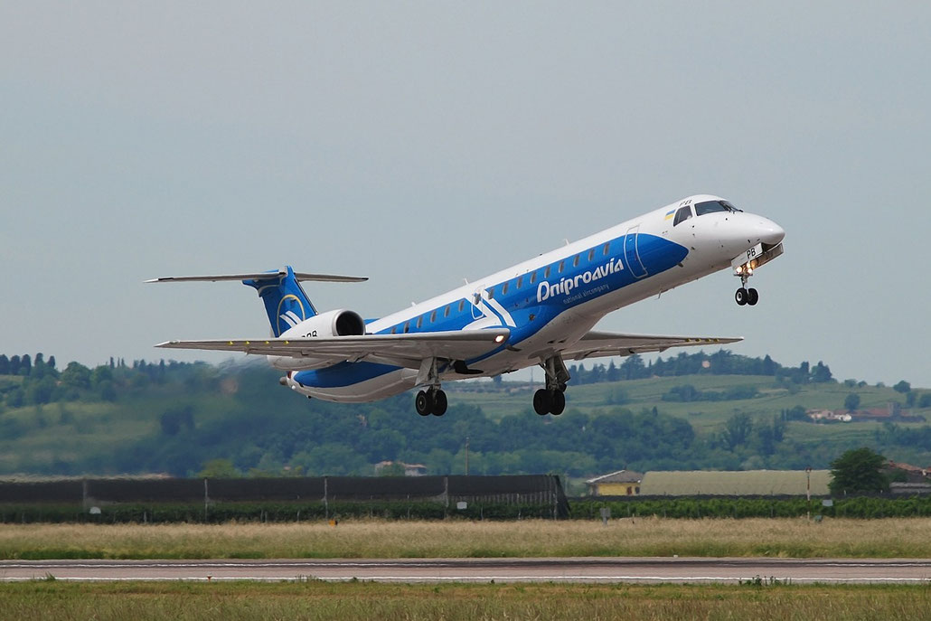 UR-DPB ERJ145LR 145250 Dniproavia