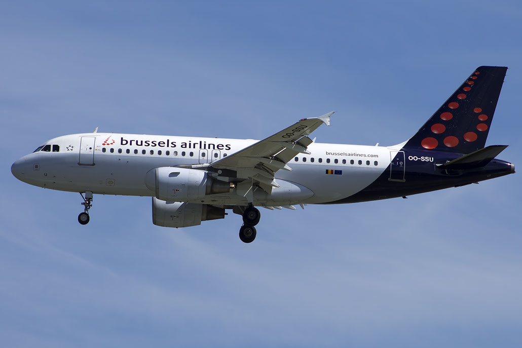 OO-SSU A319-111 2230 Brussels Airlines @ Venice Airport 20.07.2014 © Piti Spotter Club Verona