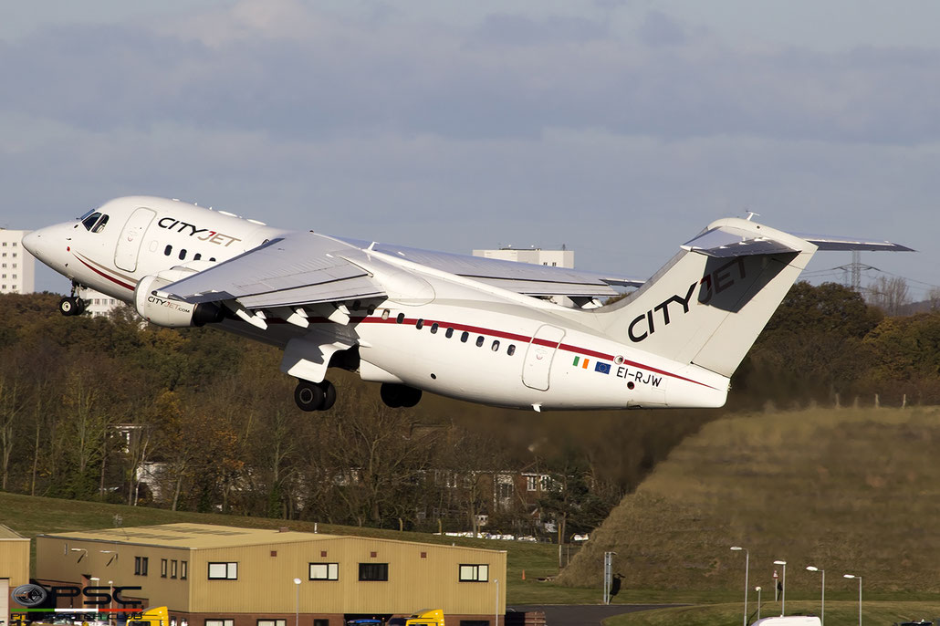 EI-RJW BAe146-RJ85 E2371 CityJet @ Birmingham Airport 11.2017 © Piti Spotter Club Verona