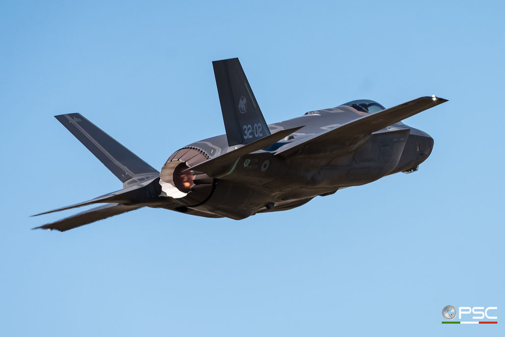 AL-2: F-35A MM7333, 32-02 © Piti Spotter Club Verona