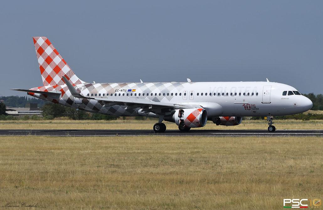 EC-NTU  A320-214  5950  Volotea Air  @ Aeroporto di Verona  06 2022 © Piti Spotter Club Verona