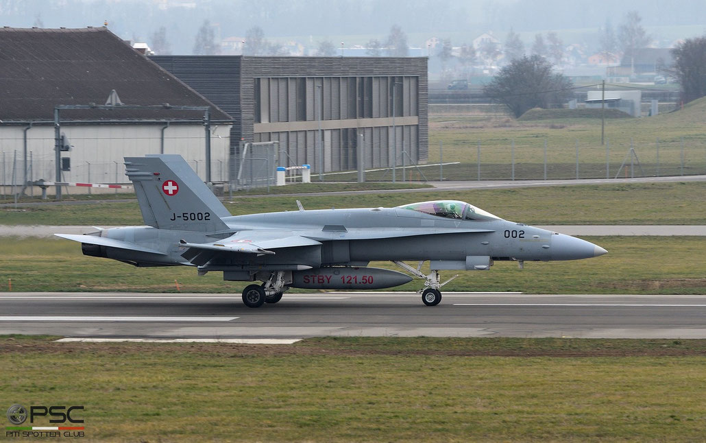J-5002   F/A-18C-48-MC  1315/SFC002   © Piti Spotter Club Verona 