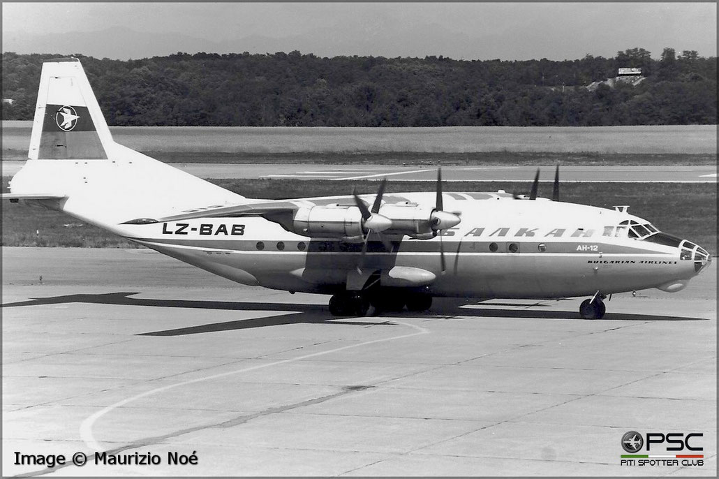 LZ-BAB Antonov An-12V 8346002 60-02 AI-20A  Balkan Bulgarian Airlines 1968  @ Milano Malpensa © collezione Maurizio Noè - Piti Spotter Club Verona