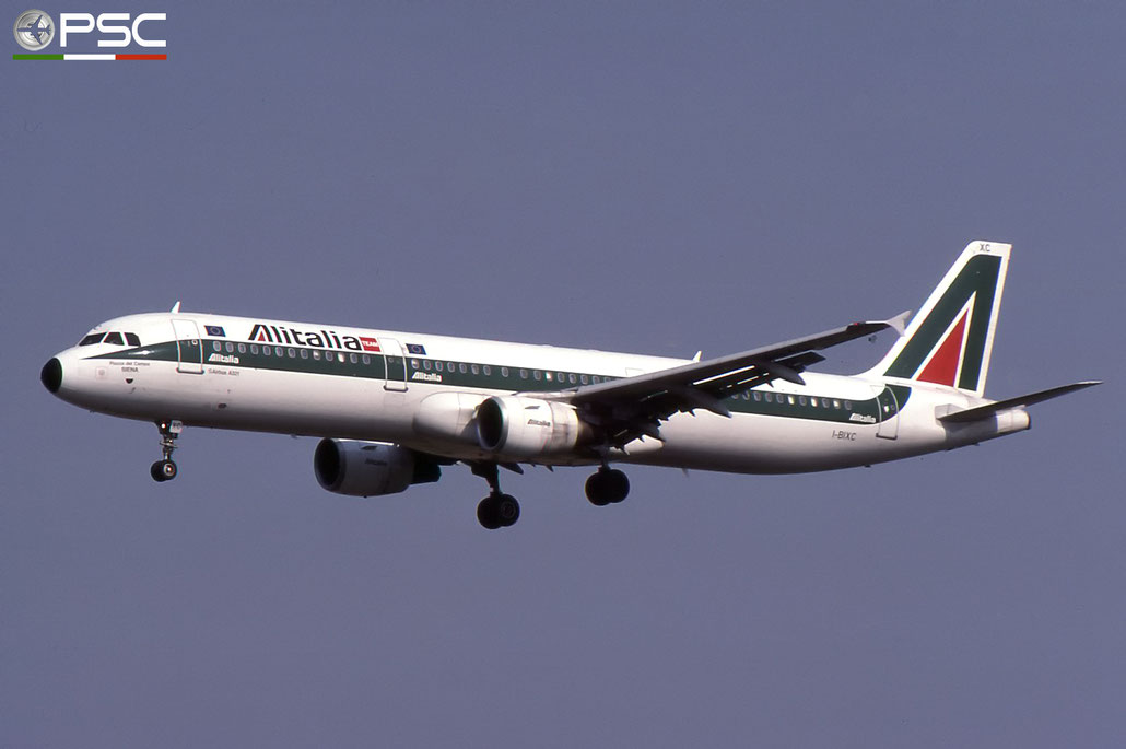 I-BIXC  A321-112  526  Alitalia  @ Aeroporto di Verona © Piti Spotter Club Verona 