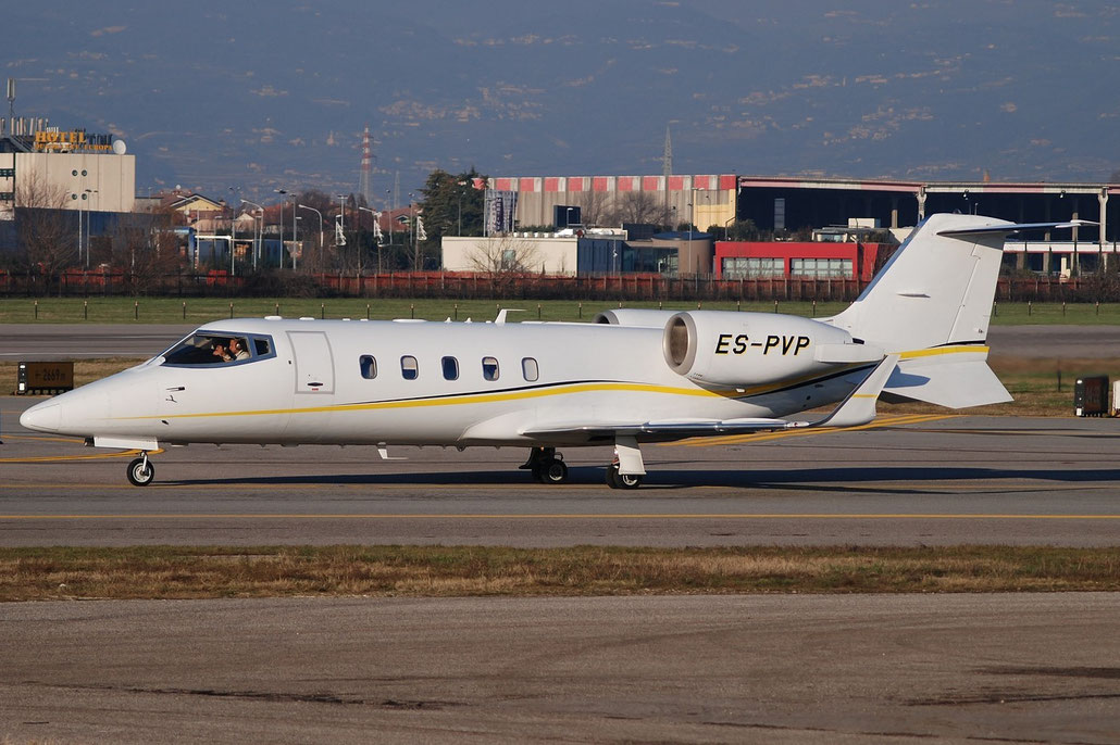 ES-PVP Learjet 60 60-302 Avies Air Co.