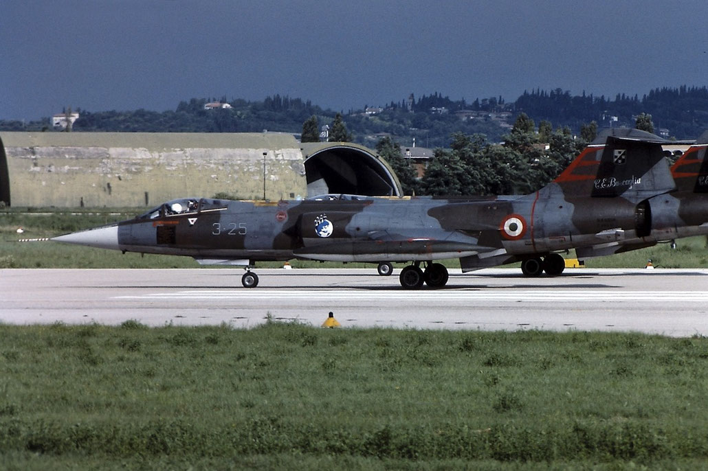 Gli F-104 del Terzo Stormo: 3-25 -  @ Aeroporto di Verona   © Piti Spotter Club Verona