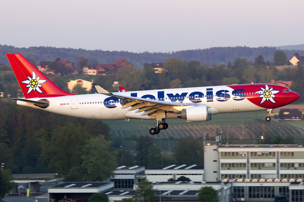 HB-IQI A330-223 291 Edelweiss Air @ Zurich Airport 05.2016 © Piti Spotter Club Verona