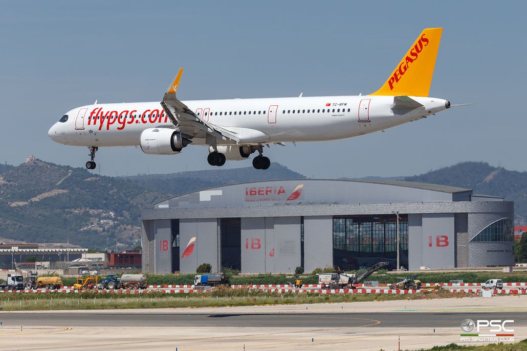TC-RFM Airbus A321-251NX 12413  LEAP-1A32  Pegasus 2024 @ Barcellona BCN 05 2026 © Piti Spotter Club Verona