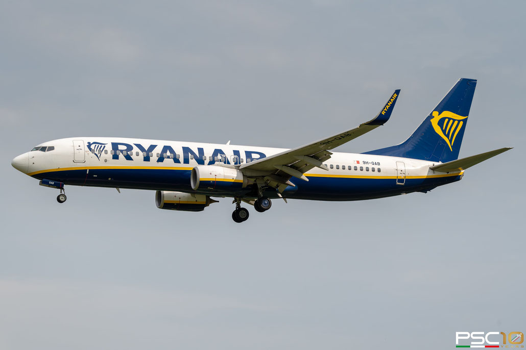 9H-QAB B737-800 44792/6393 Malta Air (Ryanair) @ Aeroporto di Verona 05.2023  © Piti Spotter Club Verona