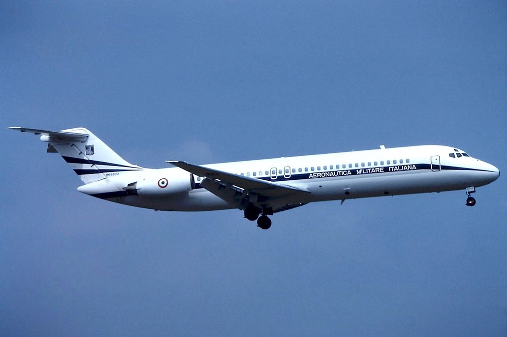MM62012 DC-9-32 47595/0709 @ Aeroporto di Verona © Piti Spotter Club Verona