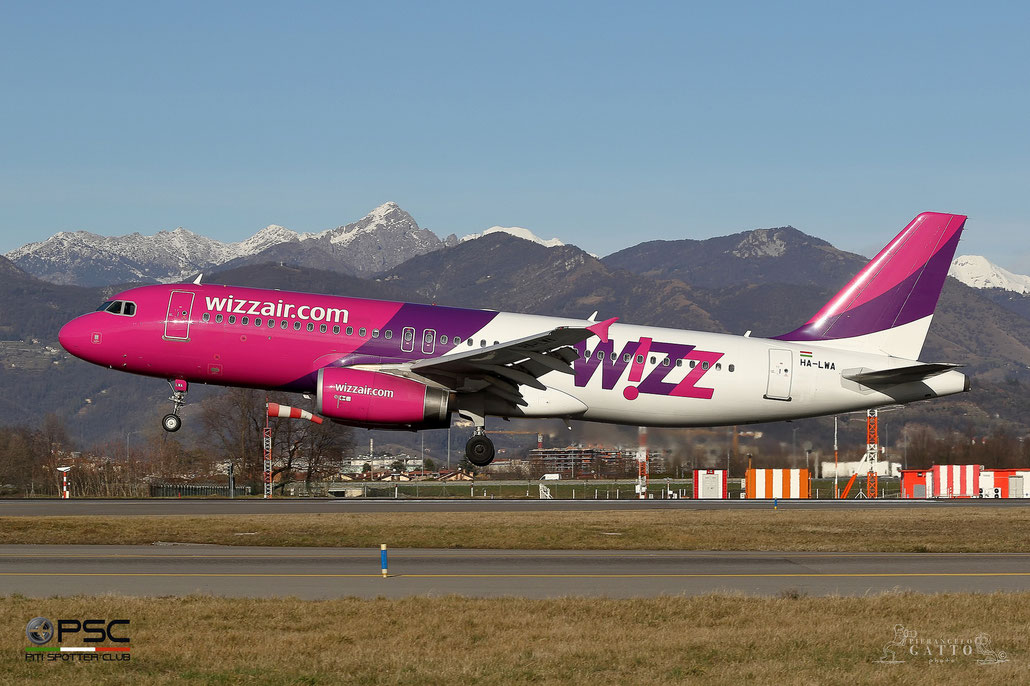 HA-LWA A320-232 4223 Wizz Air @ Bergamo Airport 01.2018 © Piti Spotter Club Verona