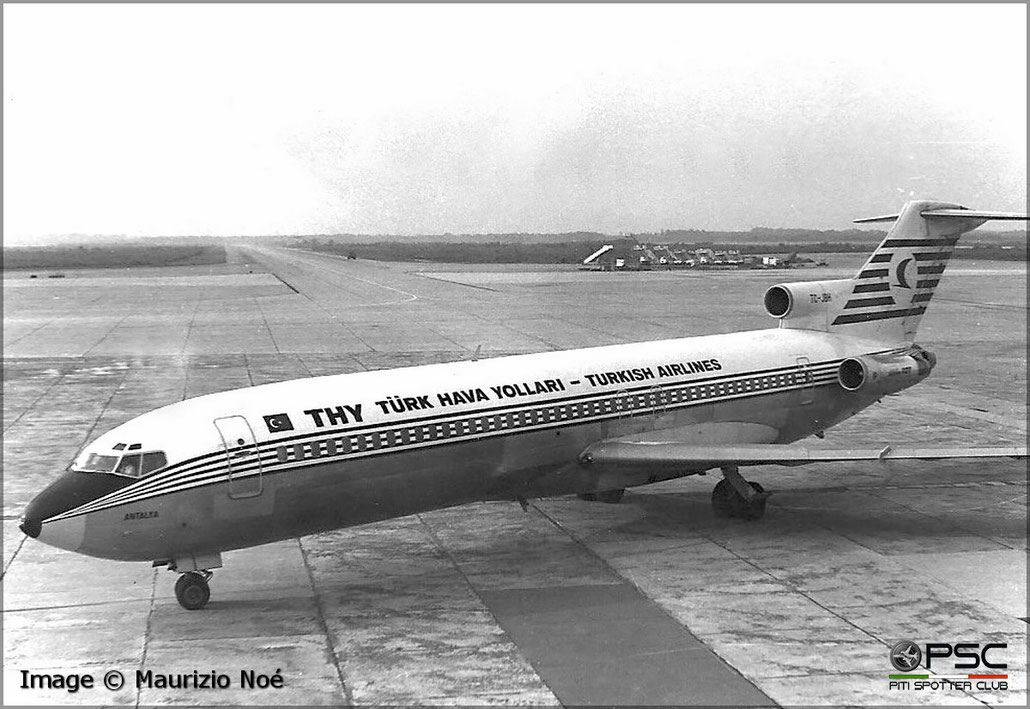 TC-JBH Boeing 727-2F2 20982 1087 JT8D Turkish Airlines 1974 © collezione Maurizio Noè p.g.c. - Piti Spotter Club Verona