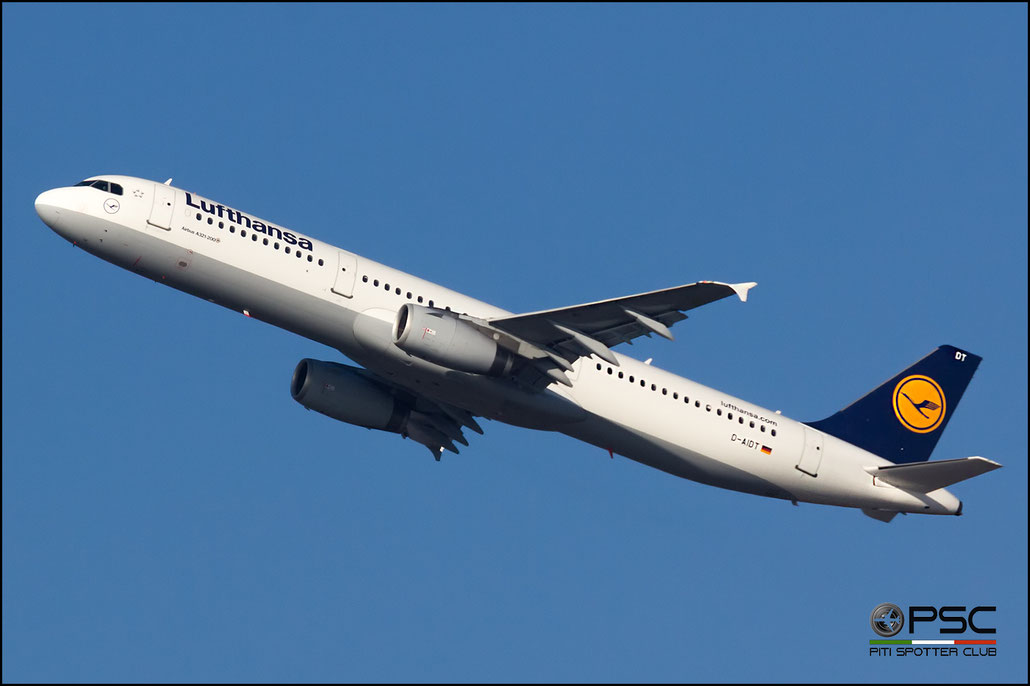 D-AIDT A321-231 5087 Lufthansa @ Munich Airport  14.02.2017 © Piti Spotter Club Verona