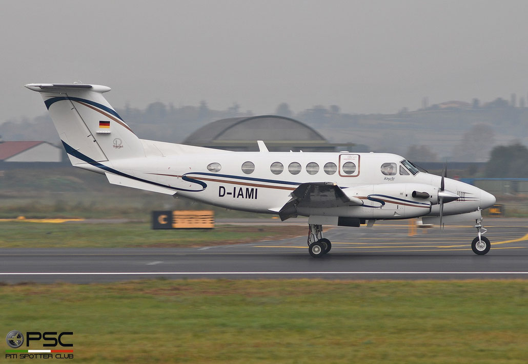D-IAMI Beech B200 BB-1874 @ Aeroporto di Verona 11.2021 © Piti Spotter Club Verona