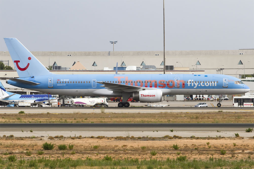 G-BYAT B757-204 27208/606 Thomson Airways @ Palma de Mallorca Airport 07.2014  © Piti Spotter Club Verona