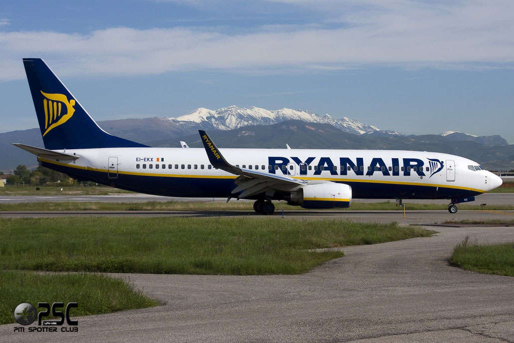 Boeing 737 Next Gen - MSN 35030 - EI-EKX @ Aeroporto di Verona © Piti Spotter Club Verona