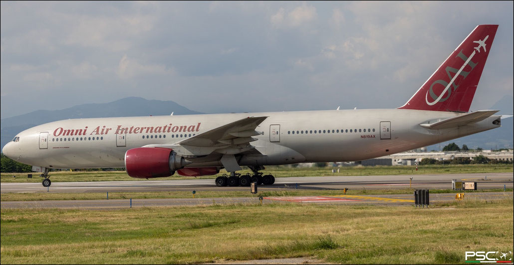 N819AX Boeing 777-2U8 (ER) 33681 479 Trent 895  Omni Air International 2004 @ Verona Villafranca © Piti Spotter Club Verona