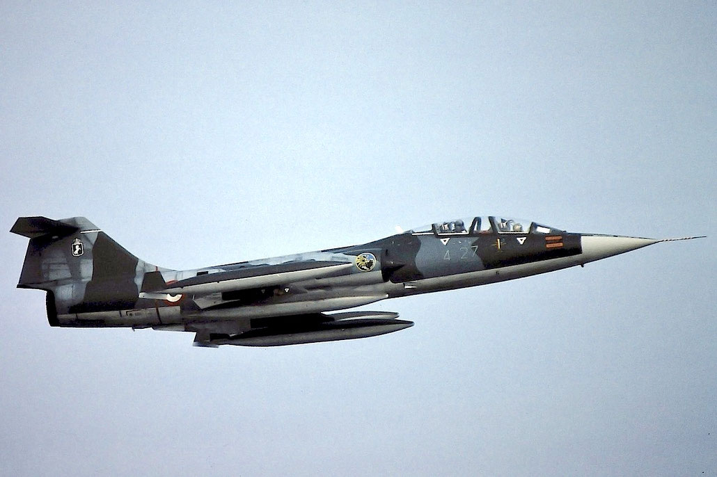 MM54230  4-27  TF-104G  583D-5776 @ Aeroporto di Verona   © Piti Spotter Club Verona