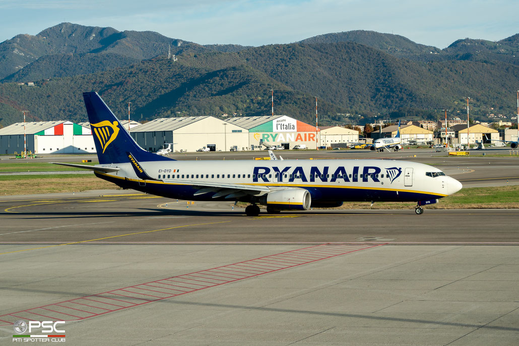 EI-DYD B737-8AS 33632/2544 Ryanair @ Bergamo 09 2023 © Piti Spotter Club Verona