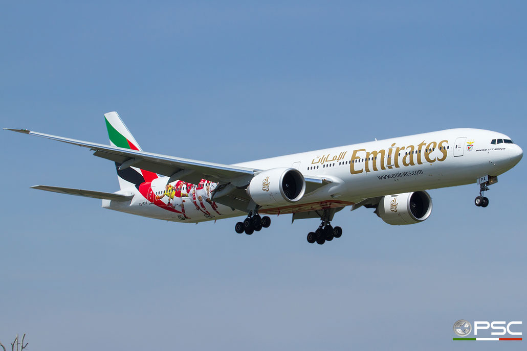 A6-EPA B777-31HER 42320/1317 Emirates @ Bologna Airport 21.04.2016 © Piti Spotter Club Verona