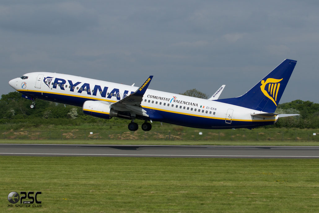 EI-EKN B737-8AS 35026/3187 Ryanair @ Manchester Airport 13.05.2014 © Piti Spotter Club Verona