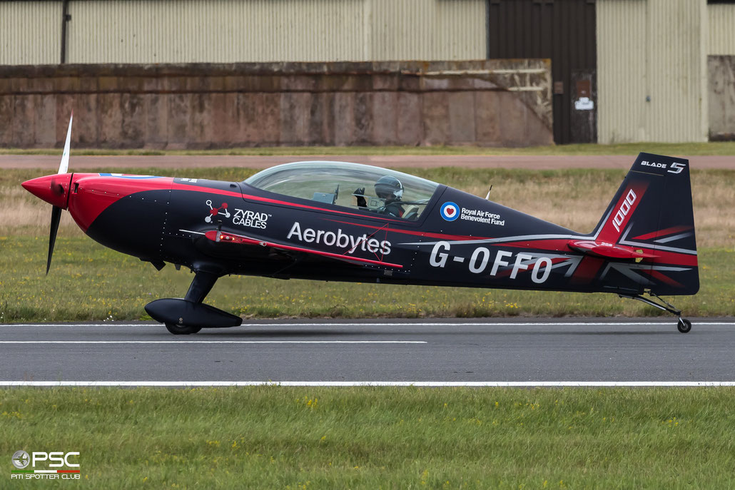 G-OFFO / BLADE 2 - Extra EA-300L  © Piti Spotter Club Verona 