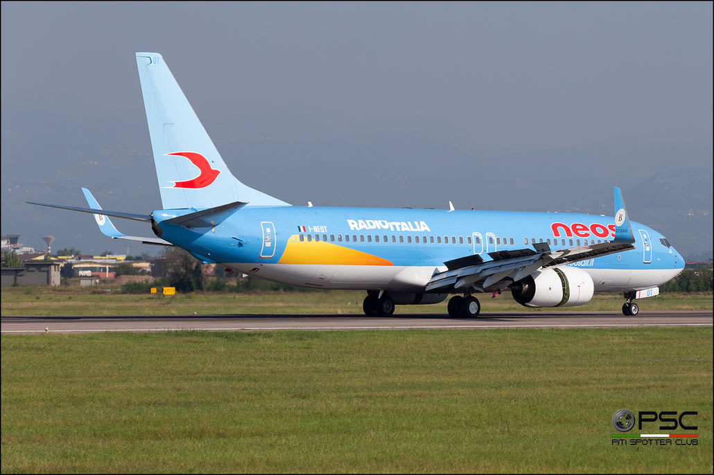 I-NEOT  B737-86N  33004/1144  Neos  @ Aeroporto di Verona 09.2020  © Piti Spotter Club Verona