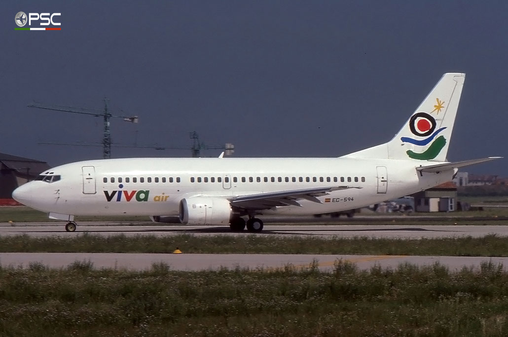 EC-594 B737-3Q8 24299/1598 VIVA - Vuelos Internacionales de Vacaciones © 2017 courtesy of Marco Ceschi - Piti Spotter Club Verona