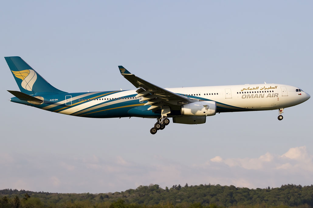 A4O-DH A330-343E 1572 Oman Air @ Zurich Airport 05.2016 © Piti Spotter Club Verona