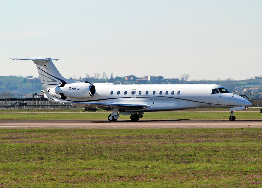 D-AVIB ERJ135BJ 14501109 Air Hamburg Private Jets @ Aeroporto di Verona 16.03.2018  © Piti Spotter Club Verona