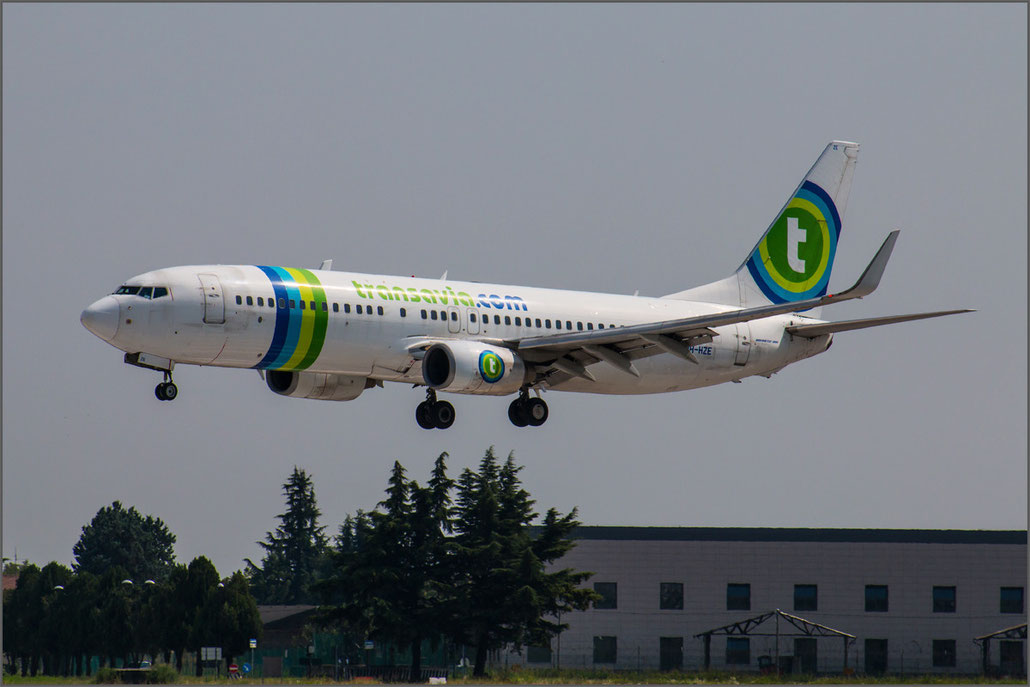 PH-HZE B737-8K2 28377/277 Transavia Airlines
