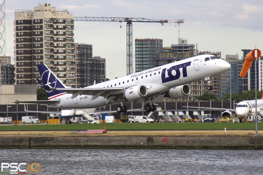 SP-LMC  ERJ190STD  19000763  LOT Polish Airlines - Polskie Linie Lotnicze  @ London City Airport ©  2022 Piti Spotter Club Verona