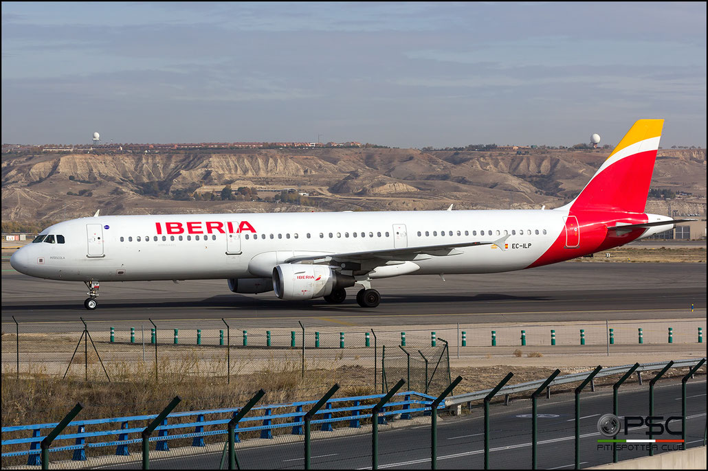 EC-ILP A321-213 1716 Iberia Líneas Aéreas de España @ Madrid Airport 23.11.2017 © Piti Spotter Club Verona