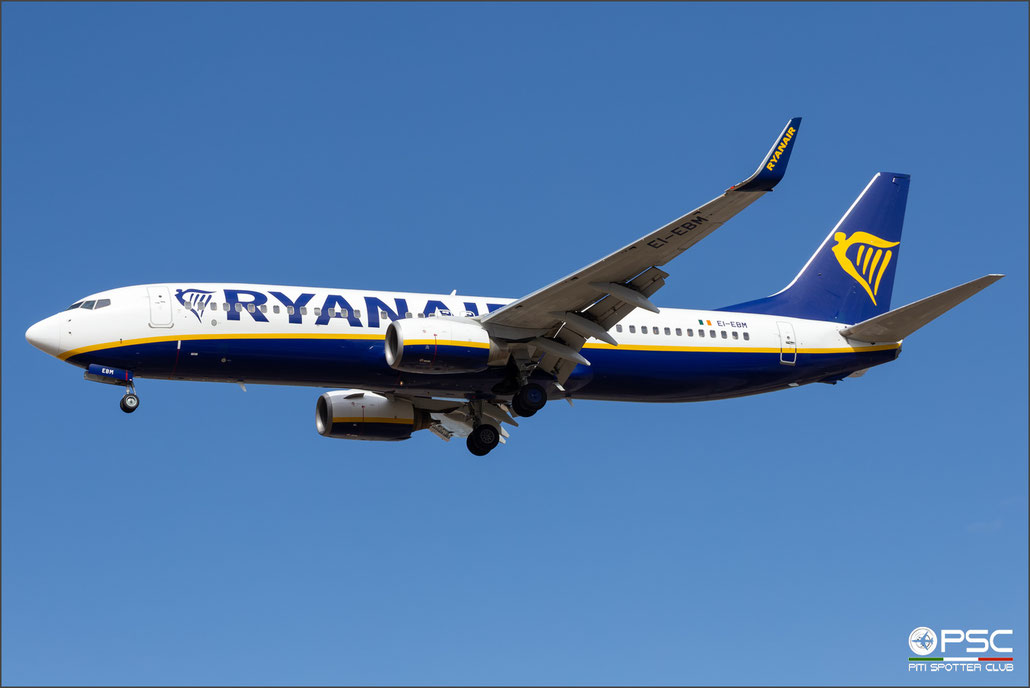 EI-EBM B737-8AS 35002/2839 Ryanair @ Barcelona 04.2023 © Piti Spotter Club Verona