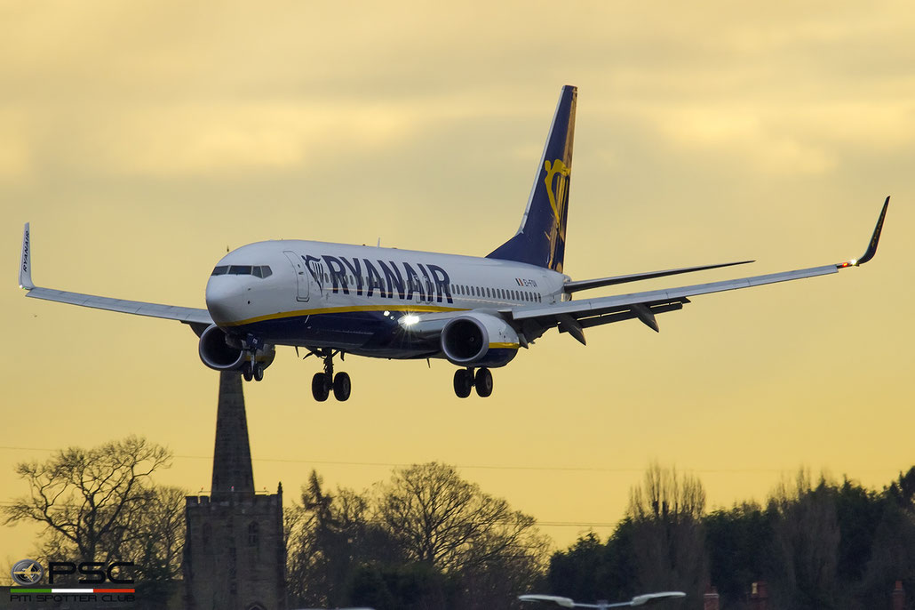 EI-FOV B737-8AS 44725/5817 Ryanair @ Birmingham Airport 12.2017 © Piti Spotter Club Verona