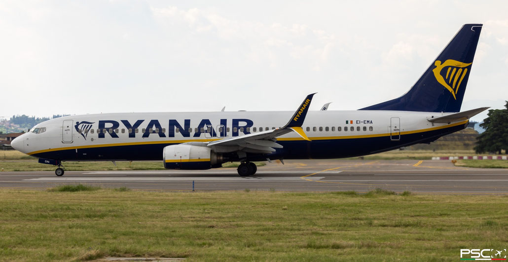 EI-EMA Boeing 737-8AS 35032 3240 cfm56-7B26  Ryanair 2010  @ Aeroporto di Verona 05 2025 © Piti Spotter Club Verona