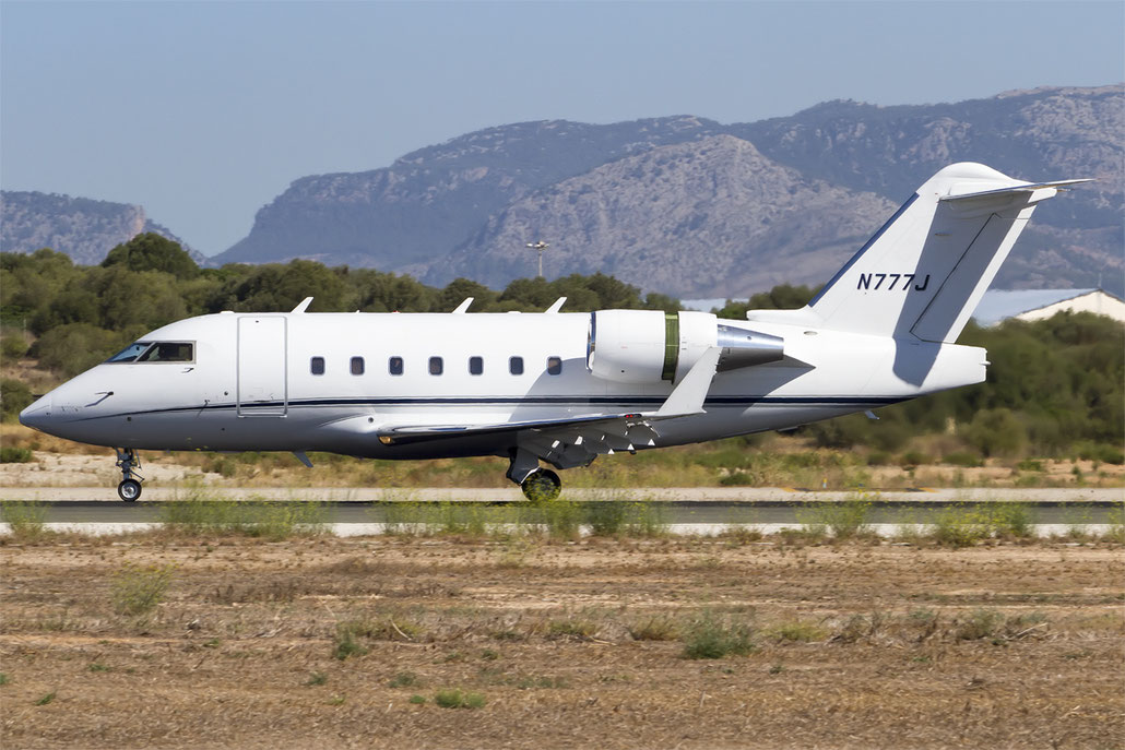 N777J CL-604 5433 The Whitewind Co. @ Palma de Mallorca Airport 07.2014 © Piti Spotter Club Verona